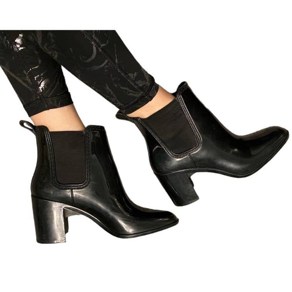 EUC Jeffrey Campbell Pull On Mid Heel Rubber Rain Boots Size 9